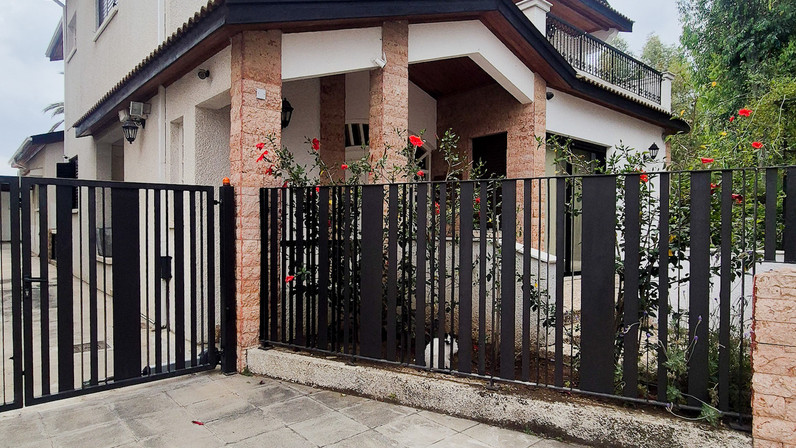 Detached house for rent 336 m² in Strovolos - Chryseleousa, Nicosia City Centre, Cyprus