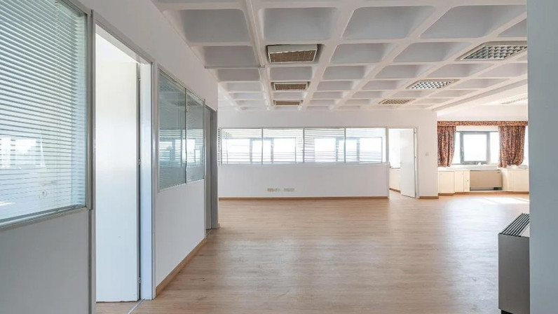 Office 240 m² for rent in Agioi Omologites, Nicosia City Centre, Cyprus