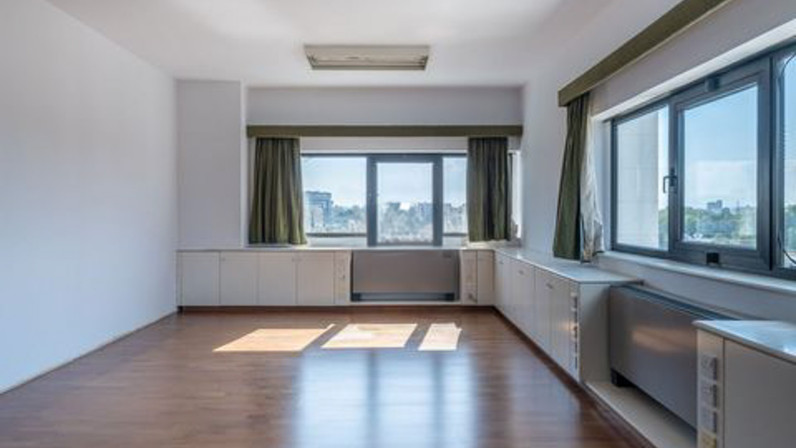 Office 240 m² for rent in Agioi Omologites, Nicosia City Centre, Cyprus