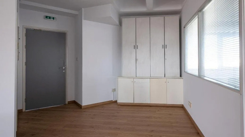 Office 240 m² for rent in Agioi Omologites, Nicosia City Centre, Cyprus