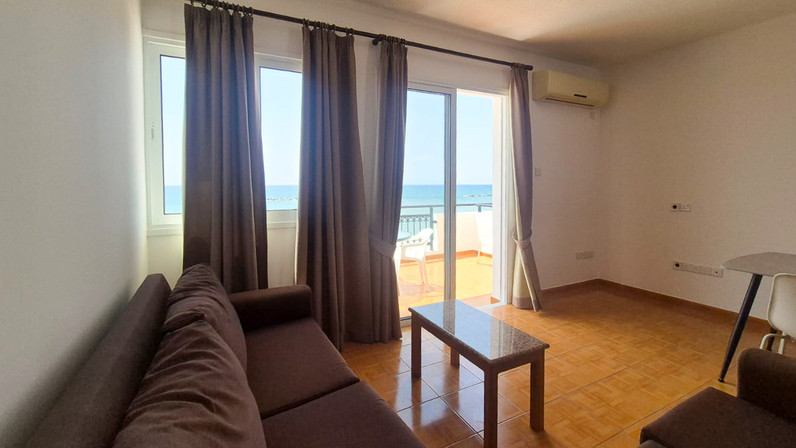 Εμπορικά ακίνητα 61 μ² προς ενοικίαση στην τοποθεσία Oroklini (Tourist), Larnaca City Suburbs, Cyprus
