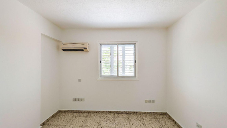 Εμπορικά ακίνητα 90 μ² προς πώληση στην τοποθεσία Nicosia - Aglatzia, Nicosia City Centre, Cyprus
