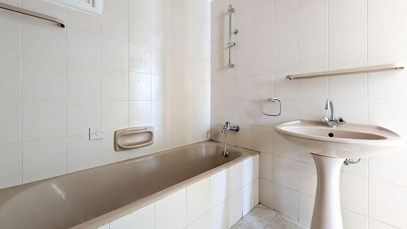 Εμπορικά ακίνητα 90 μ² προς πώληση στην τοποθεσία Nicosia - Aglatzia, Nicosia City Centre, Cyprus