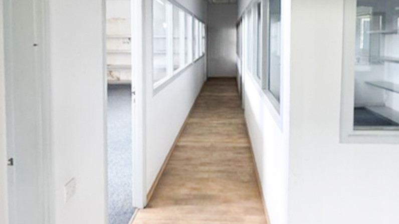 Warehouse 1000 m² for sale in Strovolos - Ap. Varnavas & Ag. Makarios, Nicosia City Centre, Cyprus