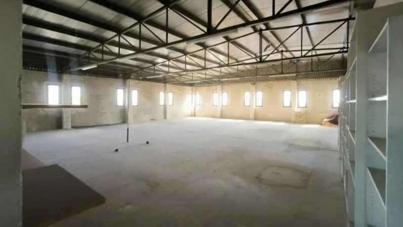 Warehouse 1000 m² for sale in Strovolos - Ap. Varnavas & Ag. Makarios, Nicosia City Centre, Cyprus