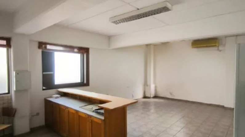 Warehouse 1000 m² for sale in Strovolos - Ap. Varnavas & Ag. Makarios, Nicosia City Centre, Cyprus
