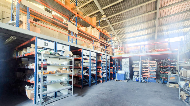 Warehouse 1250 m² for sale in Strovolos - Ap. Varnavas & Ag. Makarios, Nicosia City Centre, Cyprus