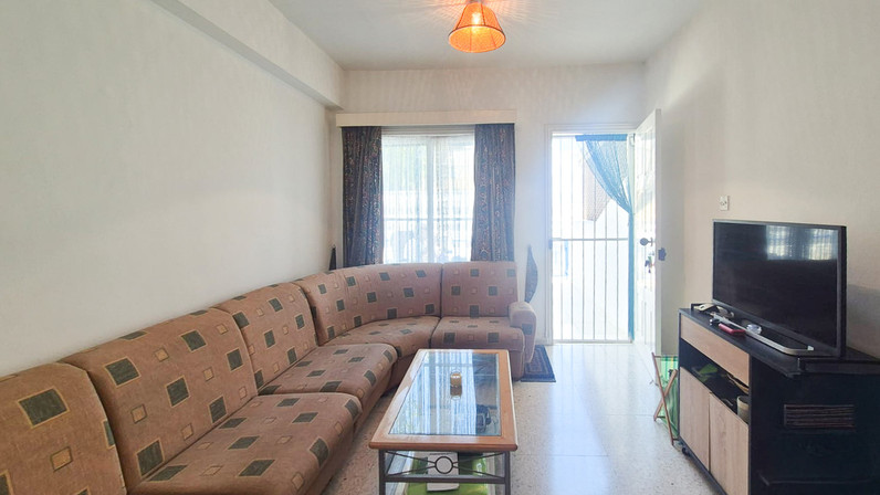 Commercial properties 57 m² for sale in Oroklini (Town), Larnaca City Suburbs, Cyprus