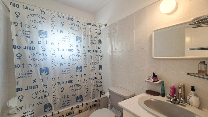 Commercial properties 57 m² for sale in Oroklini (Town), Larnaca City Suburbs, Cyprus