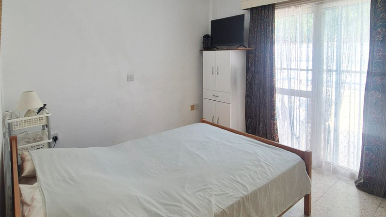 Commercial properties 57 m² for sale in Oroklini (Town), Larnaca City Suburbs, Cyprus