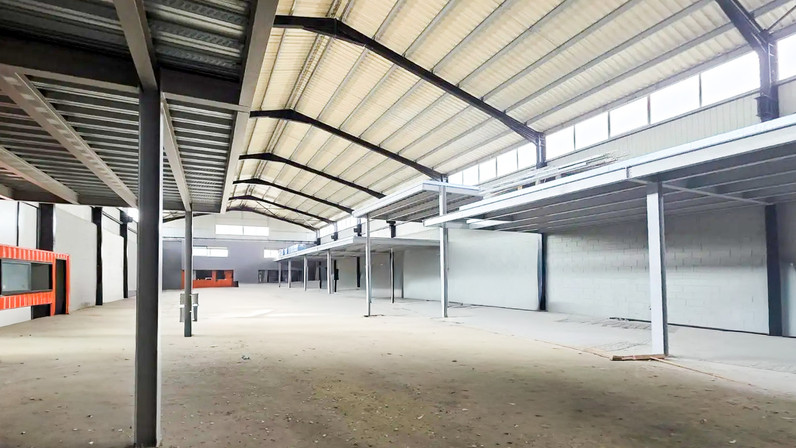 Warehouse 1180 m² for sale in Aradippou - Agios Fanourios, Larnaca City Suburbs, Cyprus