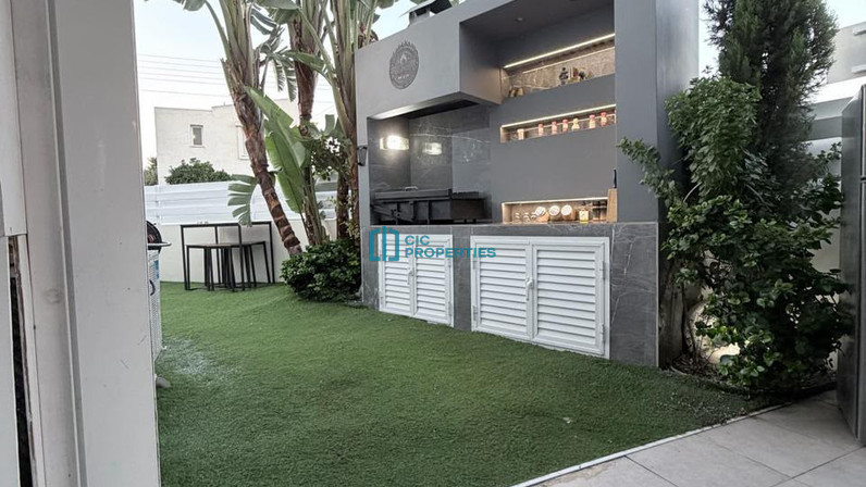 2-bedroom apartments for sale 101 m² in Livadia Larnakas, Larnaca, Cyprus
