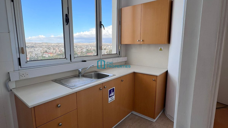 Γραφείο 200 μ² προς ενοικίαση στην τοποθεσία Finikoudes, Larnaca, Cyprus