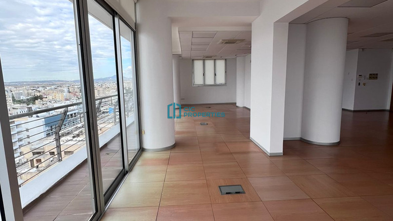 Γραφείο 200 μ² προς ενοικίαση στην τοποθεσία Finikoudes, Larnaca, Cyprus