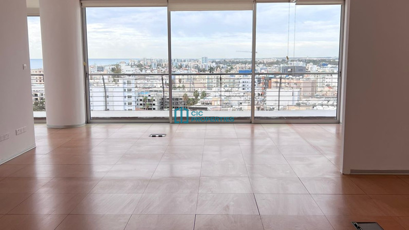 Γραφείο 200 μ² προς ενοικίαση στην τοποθεσία Finikoudes, Larnaca, Cyprus