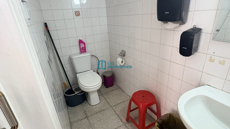 Trading area 70 m² for rent in Livadia Larnakas, Larnaca, Cyprus