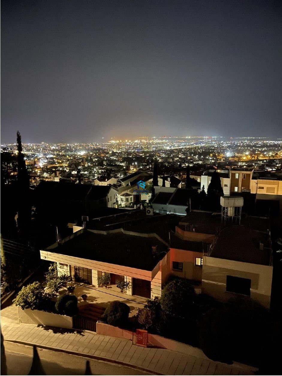 HOUSE FOR SALE OR FOR RENT