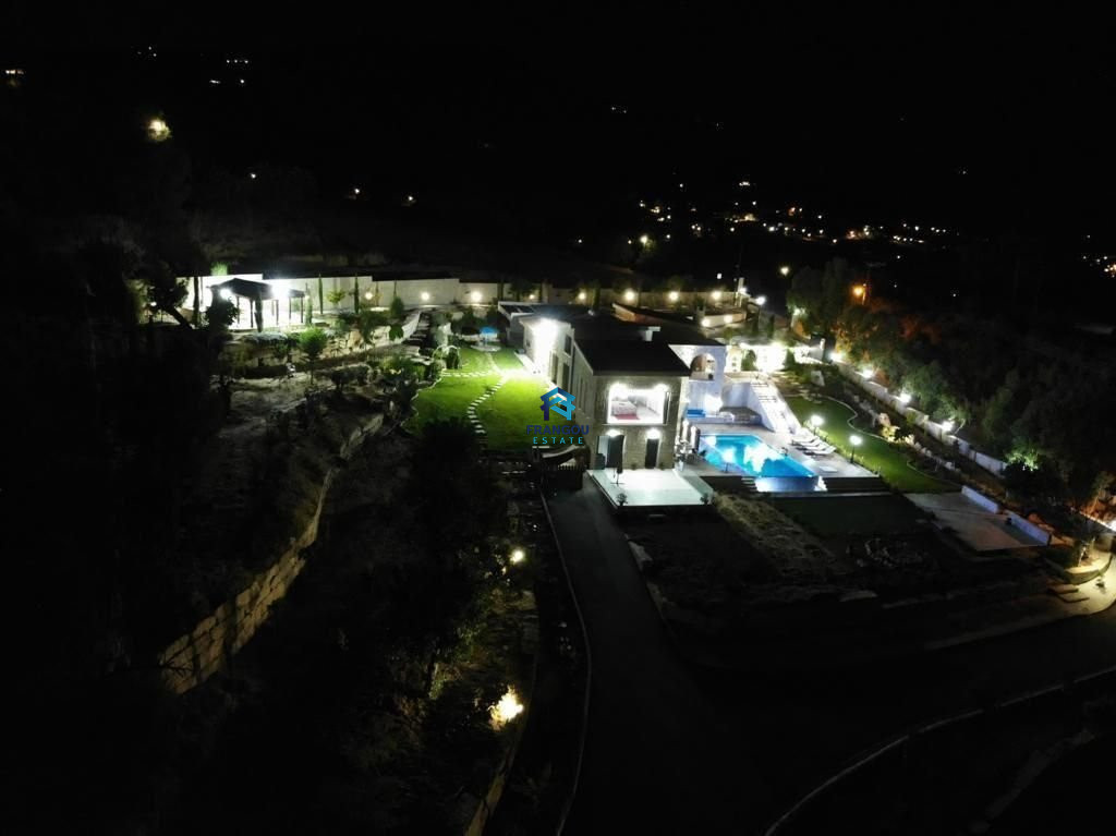 LUXURY VILLA IN AKROUNTA FOR SALE