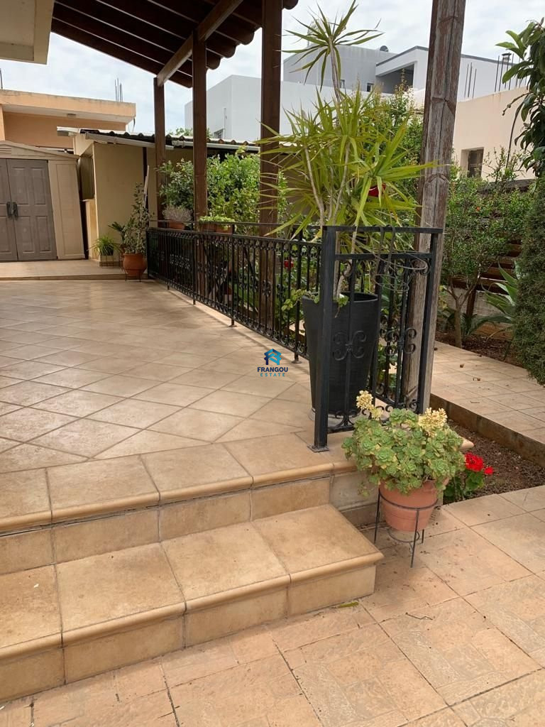 LUXURY VILLA IN LIMASSOL