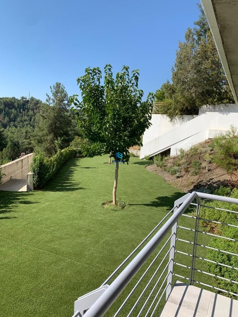 BEAUTIFULL MODERN VILLA IN MONIATIS