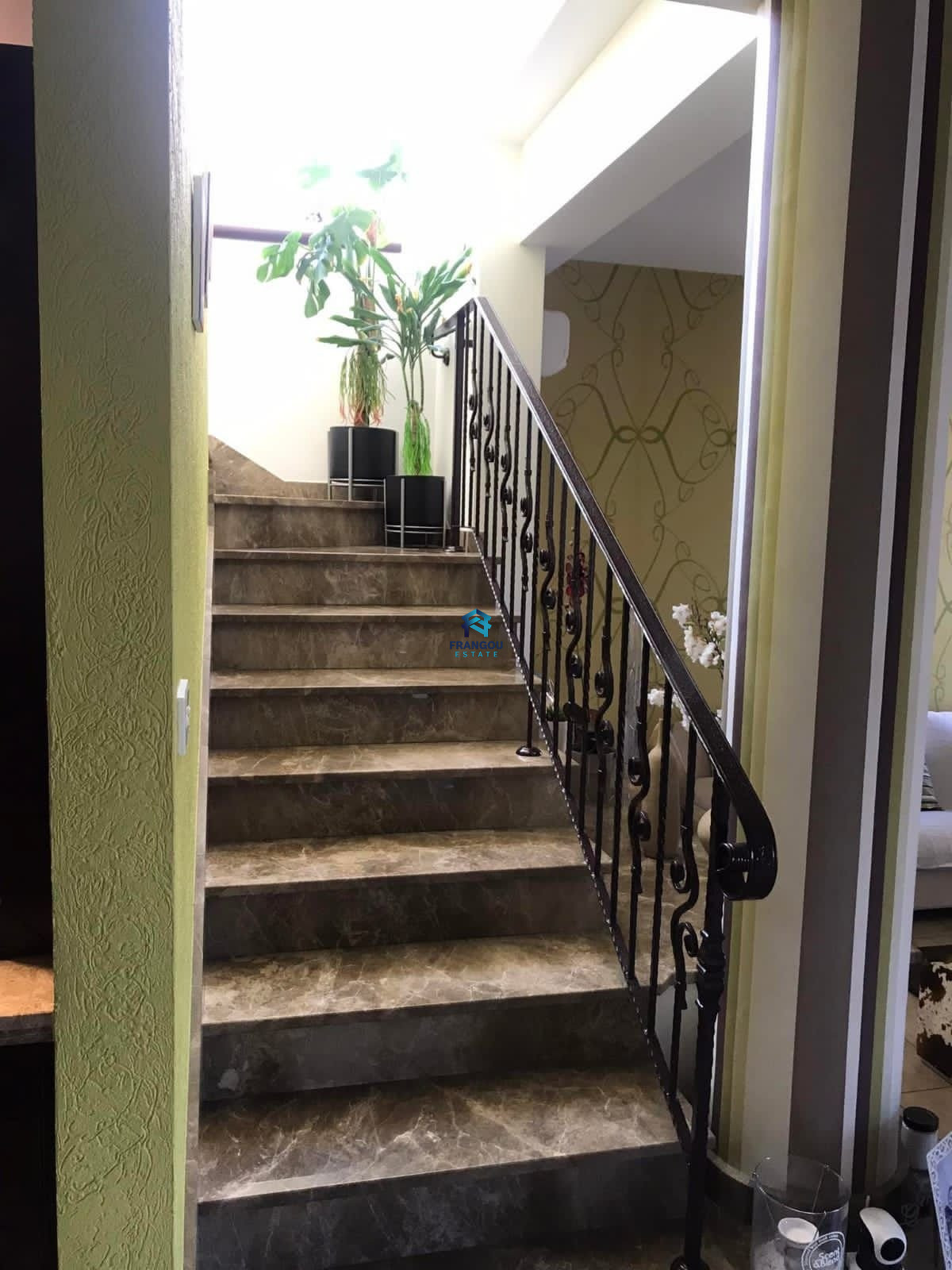 LUXURY VILLA IN IPSONAS