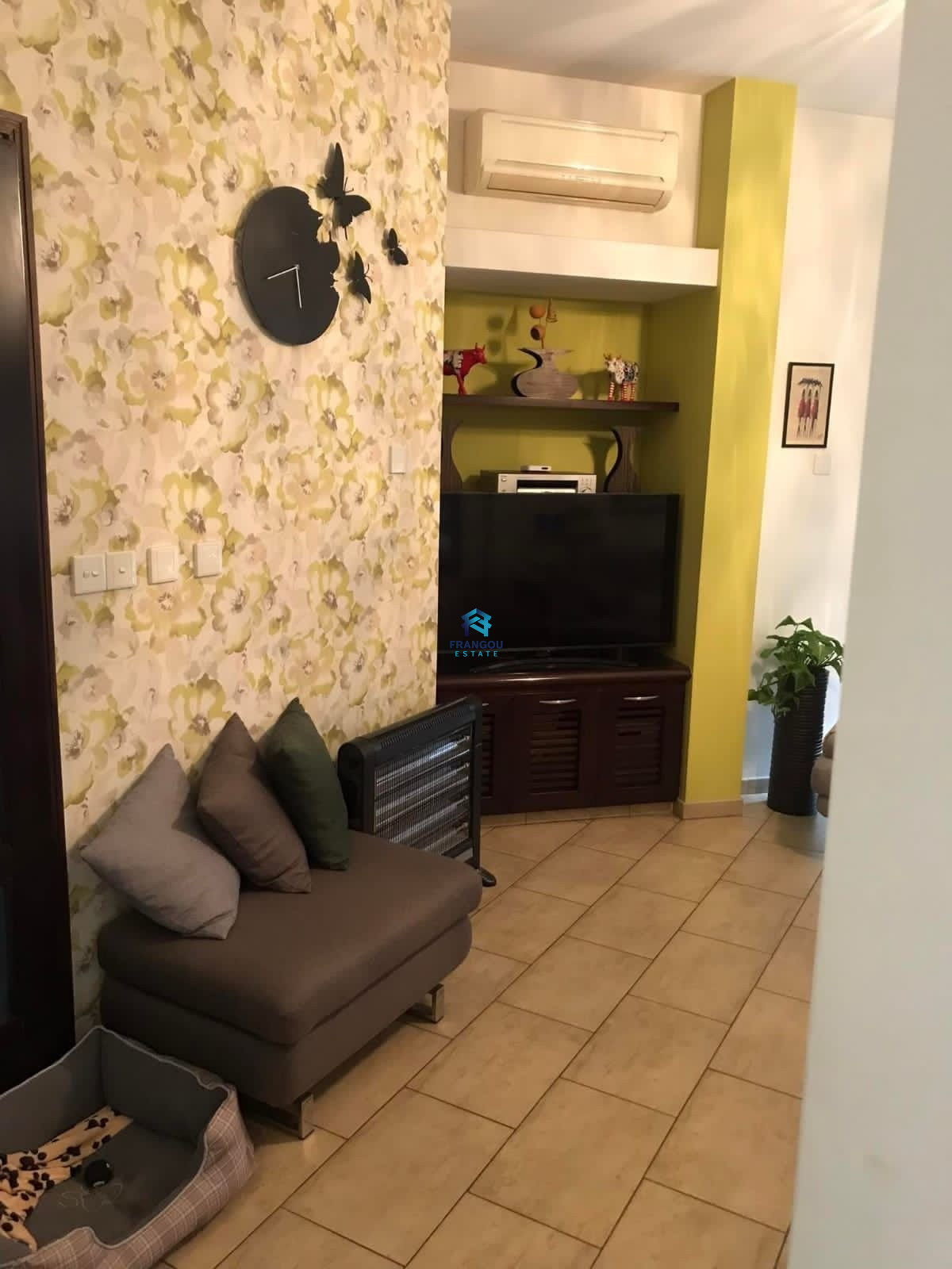 LUXURY VILLA IN IPSONAS