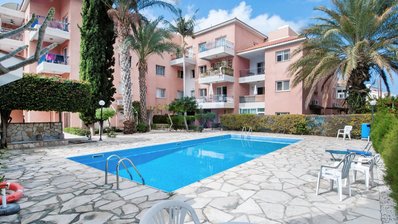 Near Mall Paphos 1 Bed Apartment with Lift