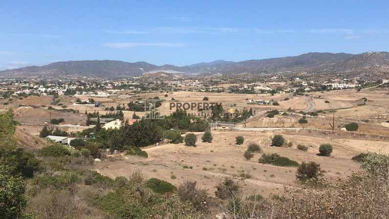 Plot of land for sale 27523 m² in Pentakomo, Limassol, Cyprus