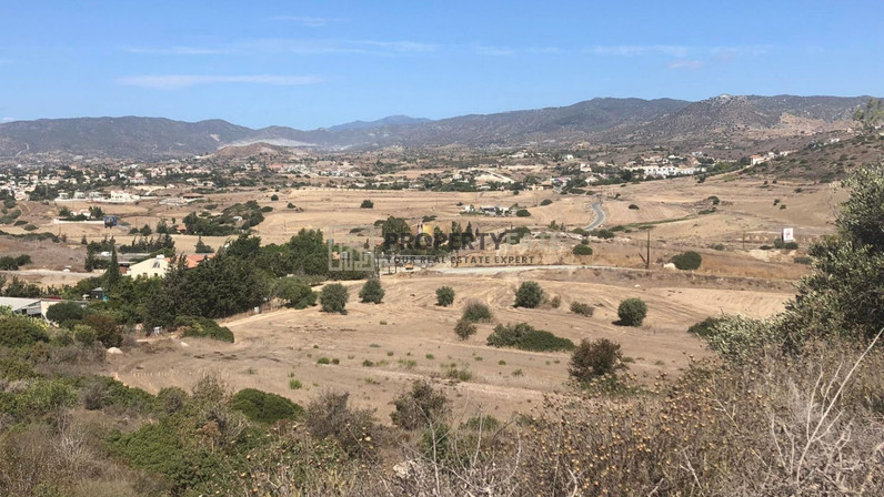 Plot of land for sale 27523 m² in Pentakomo, Limassol, Cyprus