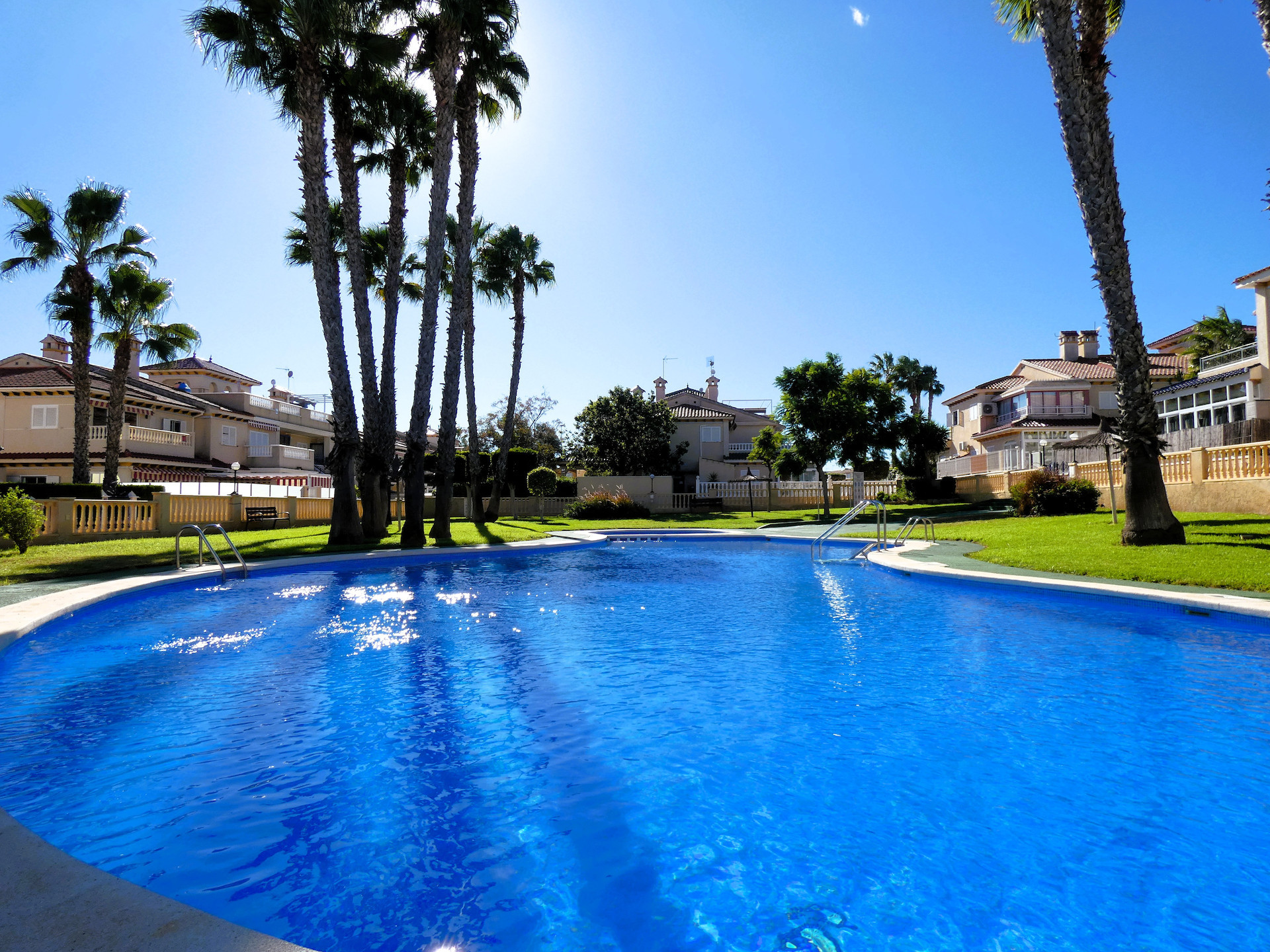 Verkoop. appartement in Playa Flamenca