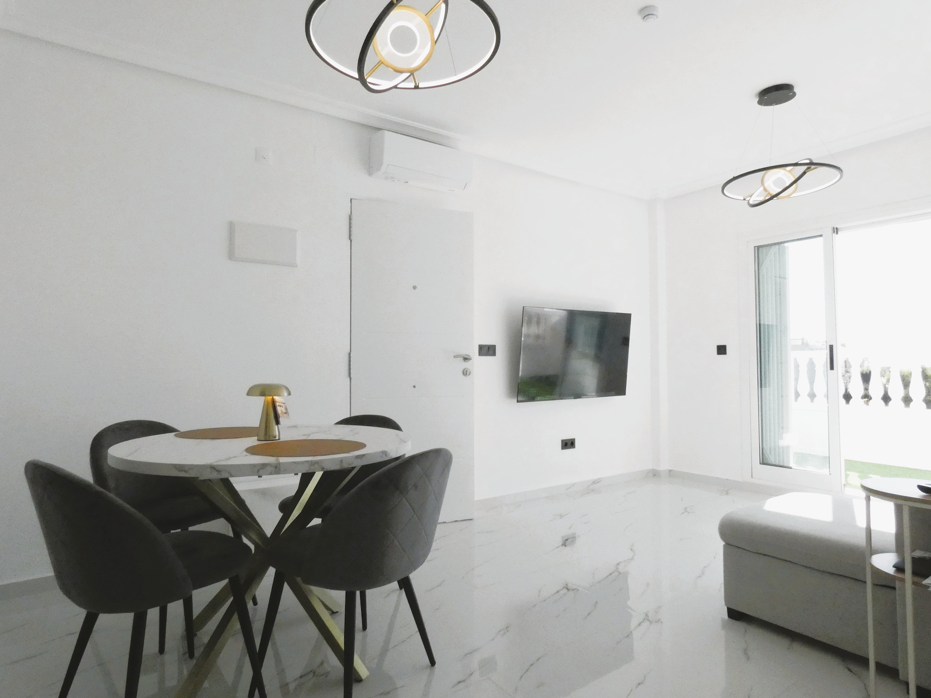 Verkoop. appartement in Playa Flamenca