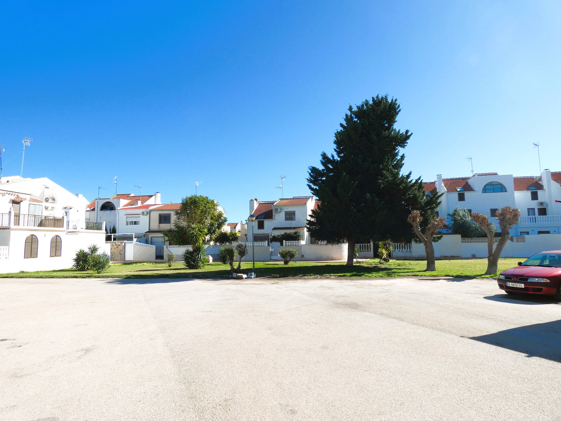 Bungalow till försäljning i Calas Blancas