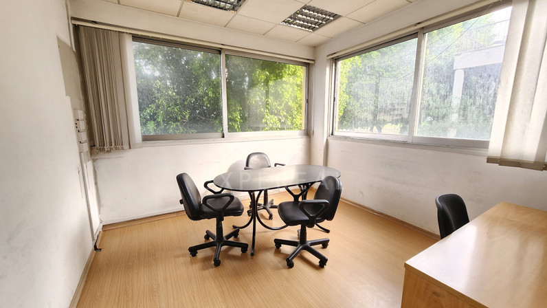 Офис 150 м² в аренду в Lykabittos, Nicosia, Cyprus