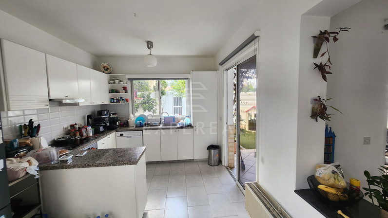 3-спальная отдельный дом на продажу 220 м² в Strovolos - Agios Vasileios, Nicosia, Cyprus