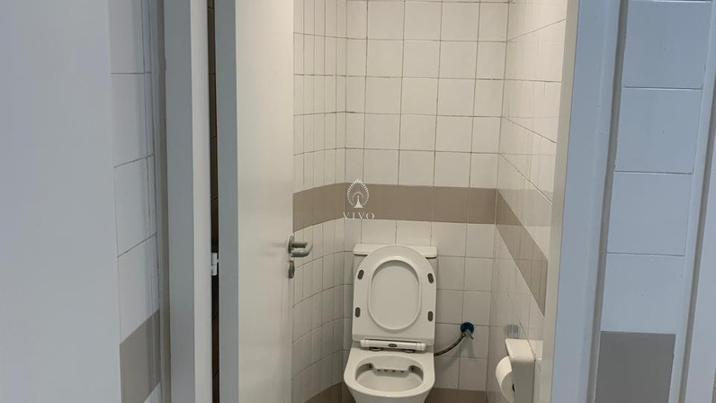 Office 94 m² for rent in Limassol, City Center, Limassol, Cyprus
