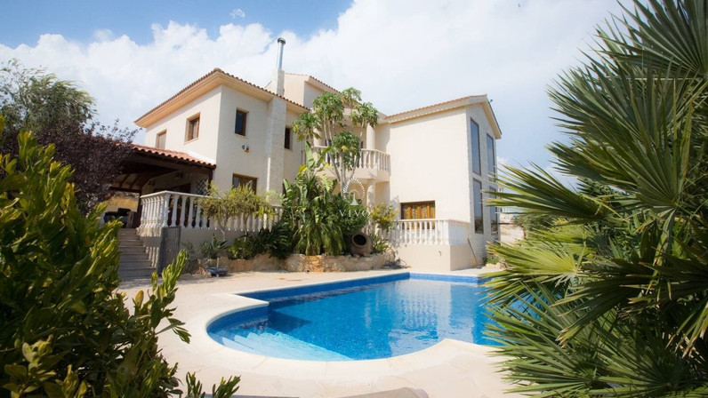 Εμπορικά ακίνητα 450 μ² προς ενοικίαση στην τοποθεσία Panthea, Limassol, Cyprus