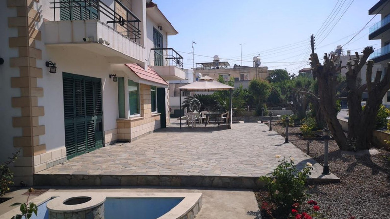 Здание 365 м² в аренду в Petrou & Pavlou, Limassol, Cyprus