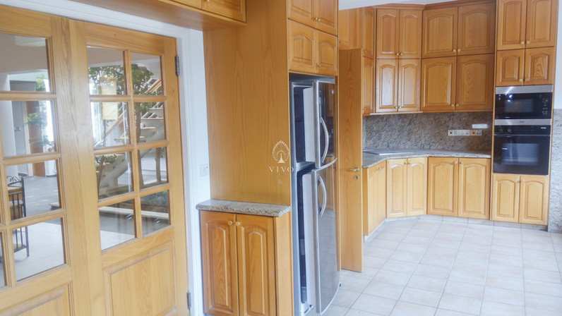 Здание 365 м² в аренду в Petrou & Pavlou, Limassol, Cyprus