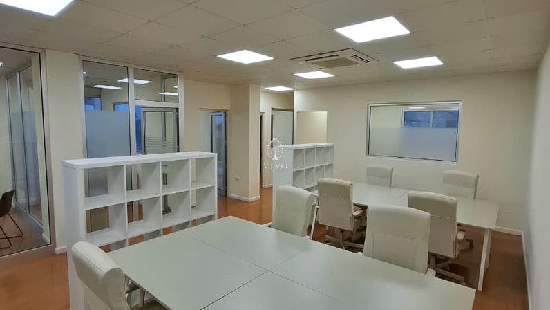 Офис 248 м² в аренду в Mesa Geitonia, Limassol, Cyprus