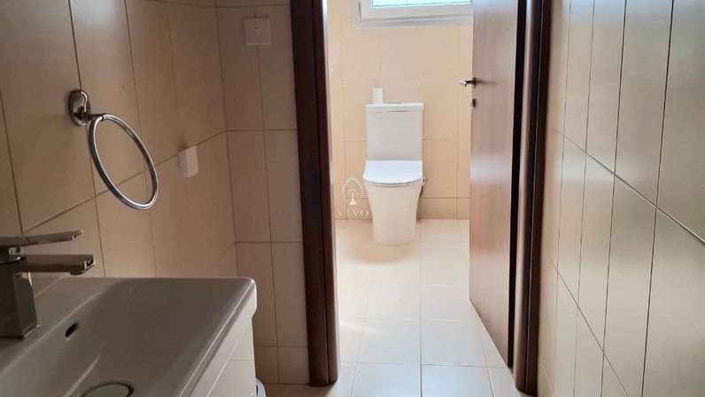 Офис 248 м² в аренду в Mesa Geitonia, Limassol, Cyprus