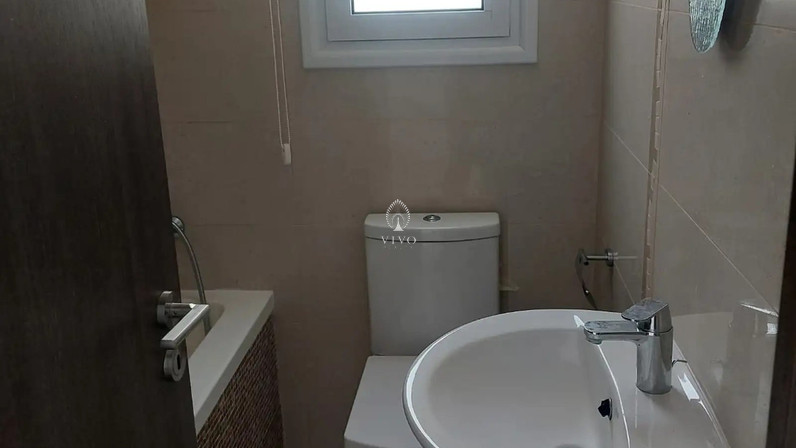 Commercial properties 81 m² for rent in Agios Athanasios, Limassol, Cyprus