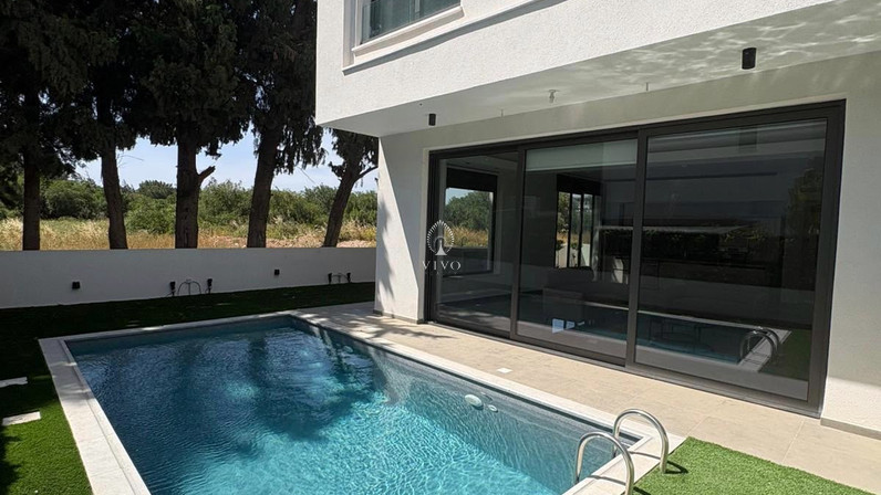 Commercial properties 140 m² for sale in Trachoni, Limassol, Cyprus