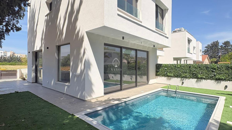 Commercial properties 140 m² for sale in Trachoni, Limassol, Cyprus