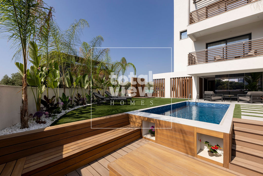 4 Bedroom Villa for Sale