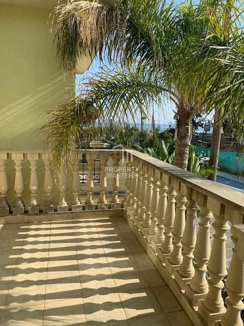 4 bedroom detached villa in Germasogia tourist area photo 16