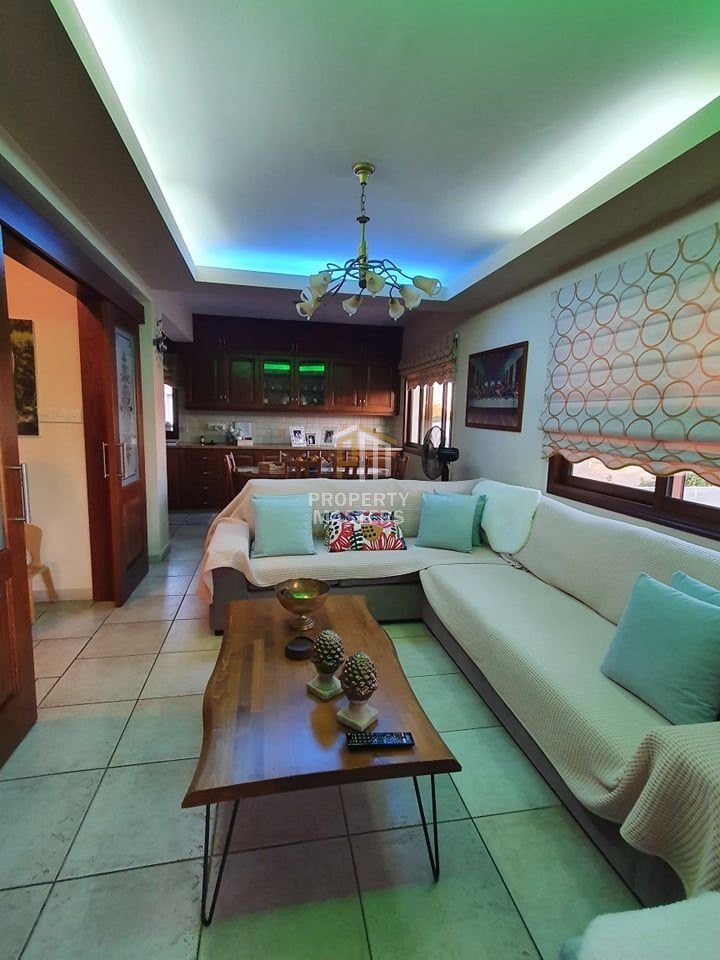 7 bedroom House in Apostolos Andreas photo 9