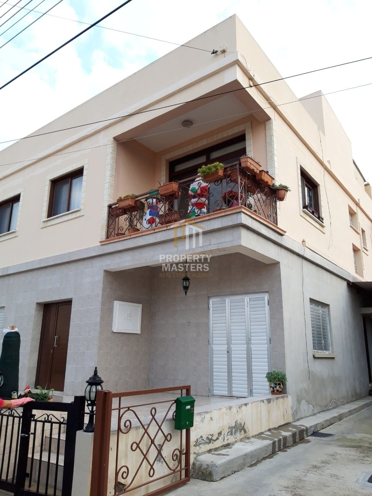 3 bedroom upper floor house in Aglantzia, Nicosia photo 1