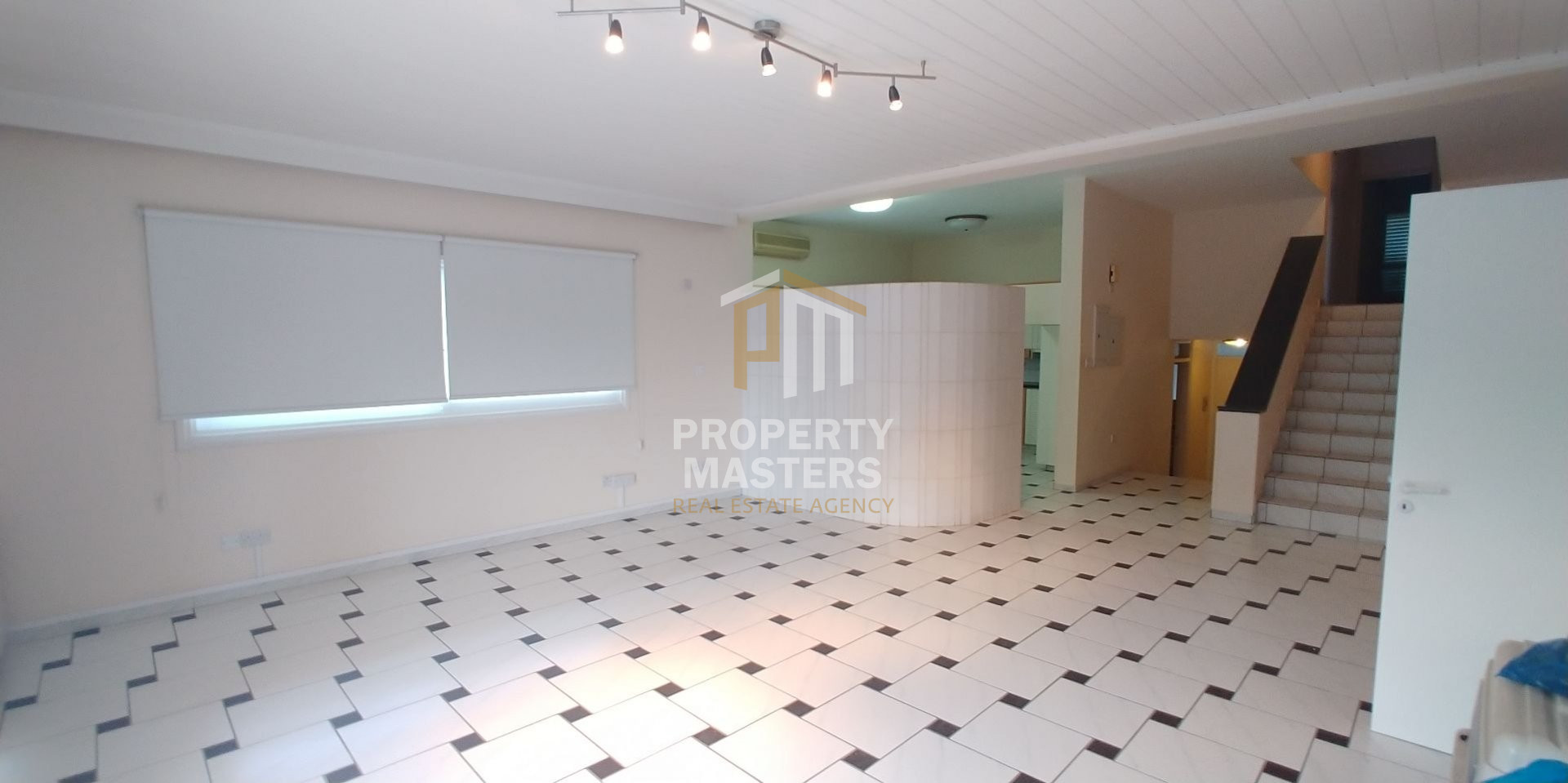 4 bedroom independent house in Latsia, Nicosia photo 2