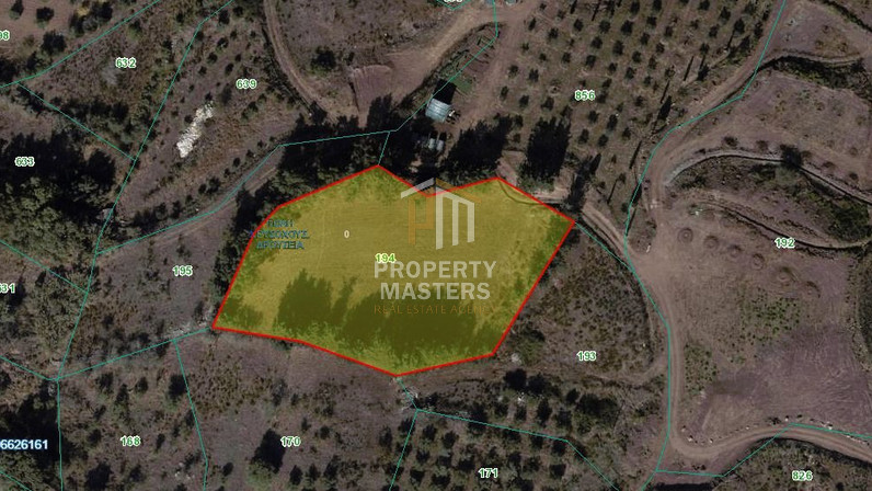 Plot of land for sale 4014 m² in Drouseia, Paphos, Cyprus