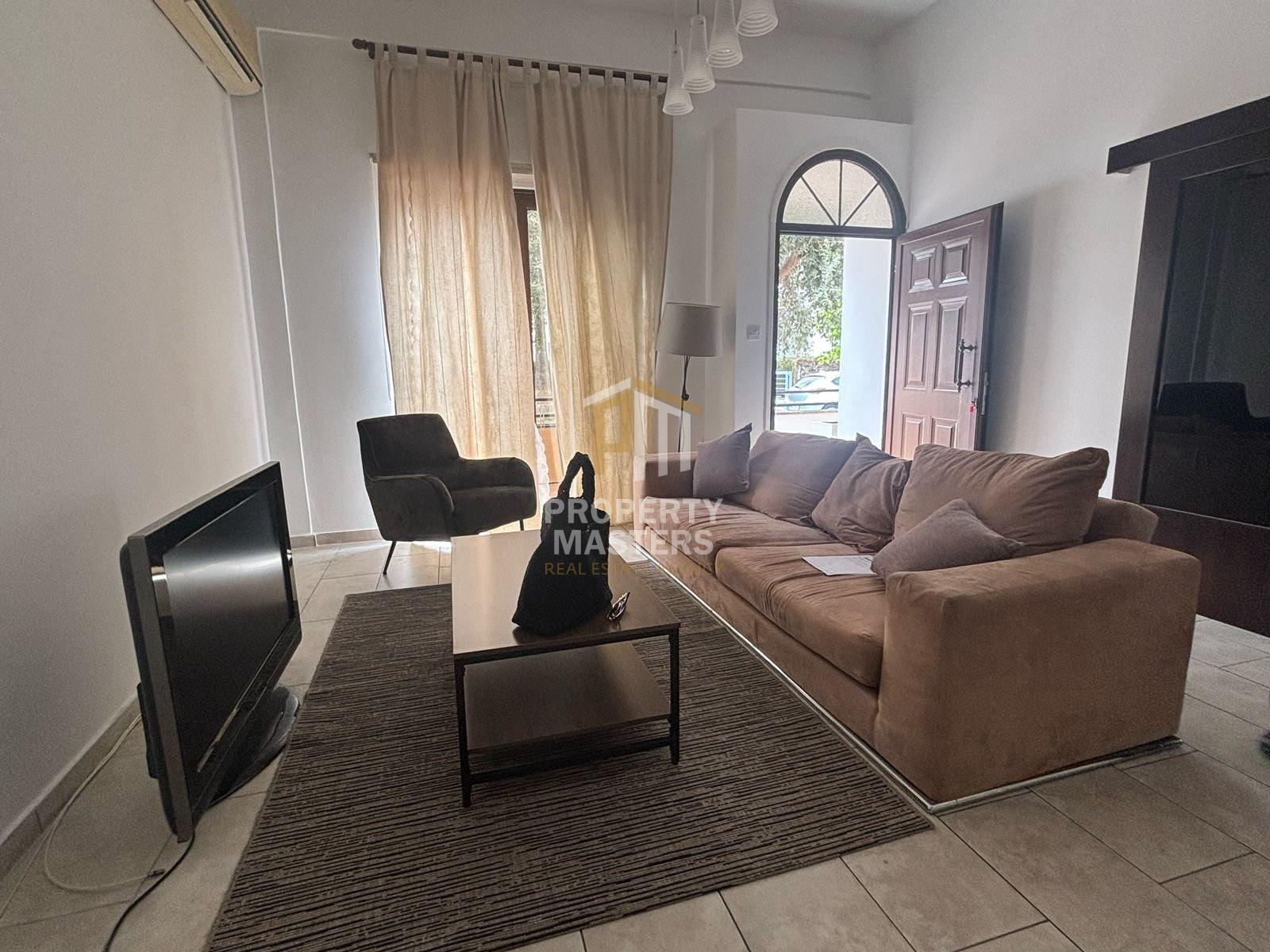 2 Bedroom Apartment Building in Egkomi — Makedonitissa, Nicosia